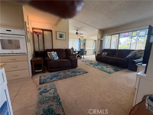 1641 Monterey Rd M2-18a , Seal Beach, CA