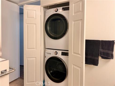 13081  Oak Hills  223J  Drive, Seal Beach, CA