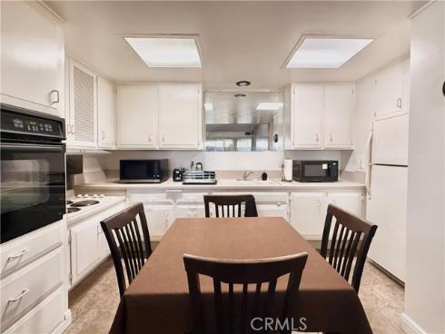 13081  Oak Hills  223J  Drive, Seal Beach, CA