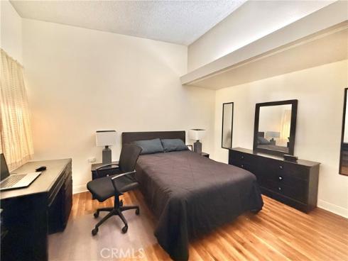 13081  Oak Hills  223J  Drive, Seal Beach, CA