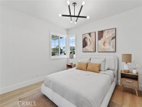 3930 Rose , Seal Beach, CA