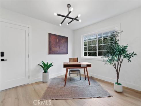 3930 Rose , Seal Beach, CA