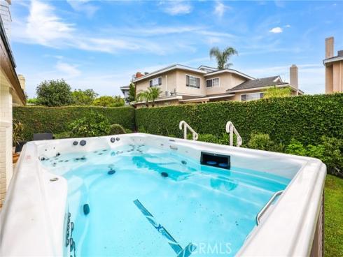 3930 Rose , Seal Beach, CA