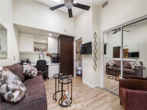 1340 Kenwood Road M7-156h , Seal Beach, CA
