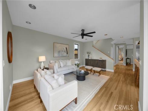 1205  Crestview  , Seal Beach, CA