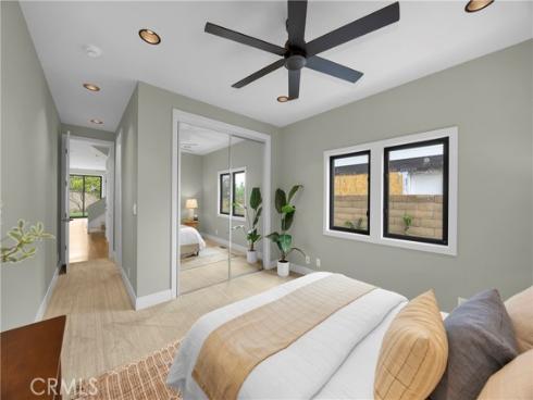 1205  Crestview  , Seal Beach, CA