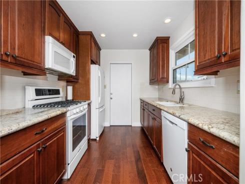 1200 Catalina Avenue, Seal Beach, CA