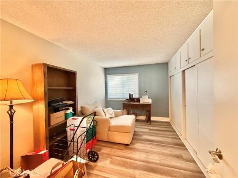 1860 Mckinney 21J Way, Seal Beach, CA