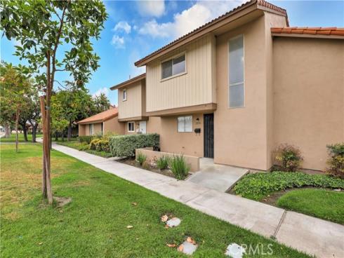 10606  Braeswood   Way, Stanton, CA