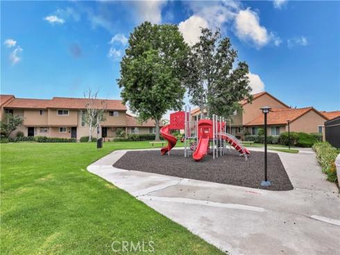 10606  Braeswood   Way, Stanton, CA