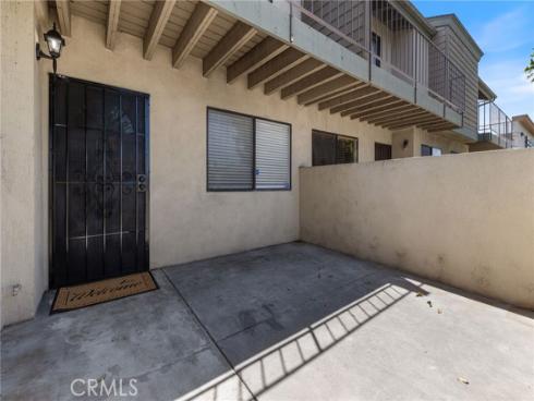 7048  Cerritos  2  Avenue, Stanton, CA