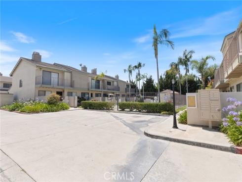 7048  Cerritos  2  Avenue, Stanton, CA