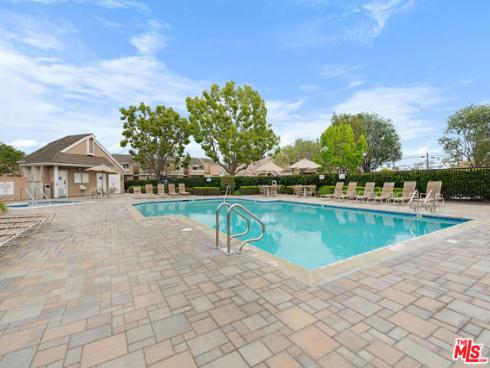 10456 W Briar Oaks A Drive, Stanton, CA