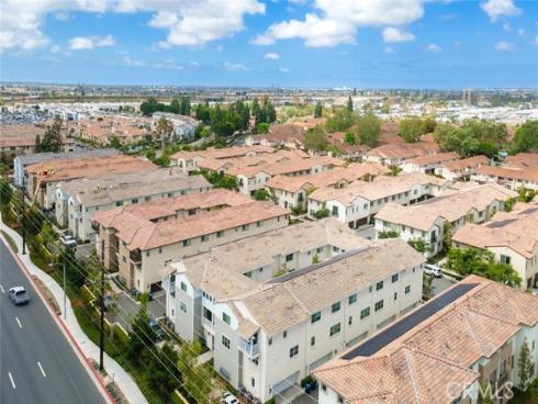 196 Lantana , Stanton, CA