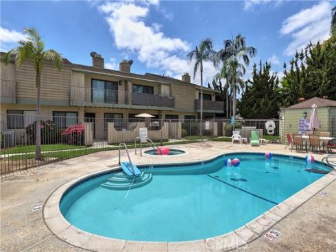 7068 Cerritos 16 Avenue, Stanton, CA