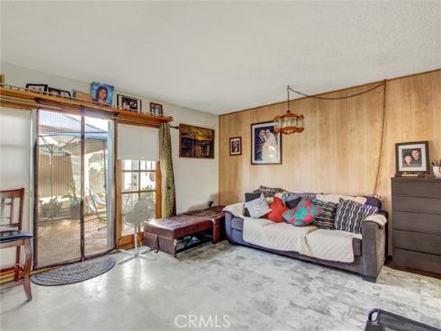 10552  Royal Oak   Way, Stanton, CA