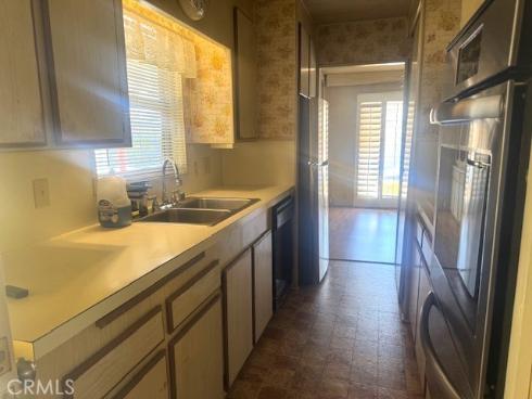 7271  Katella  9  Avenue, Stanton, CA