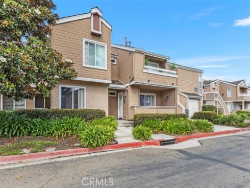 10393 E. Briar Oaks Drive D