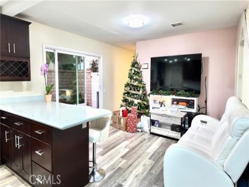 10526 Carrotwood , Stanton, CA