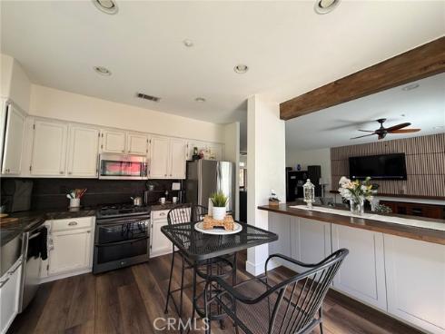 18  Redwood   Court, Stanton, CA