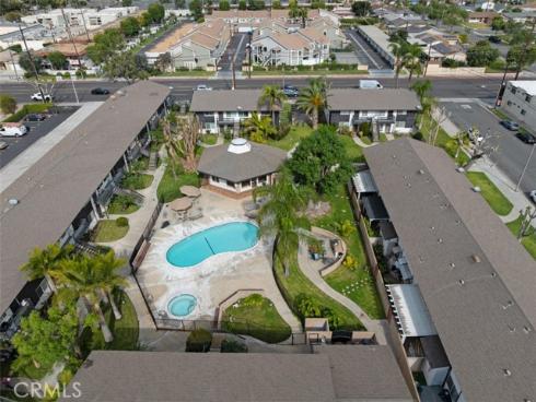 7100  Cerritos  85  Avenue, Stanton, CA