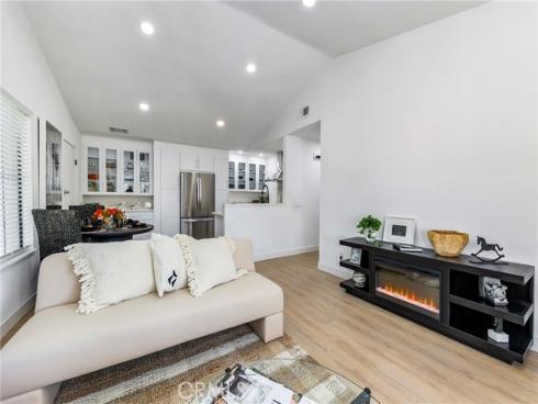 7720 Elmdale H Way, Stanton, CA