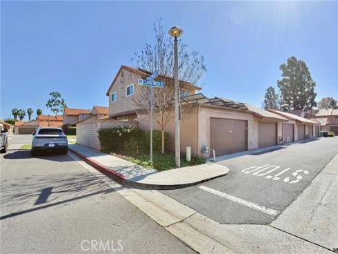 10526  Carrotwood  , Stanton, CA