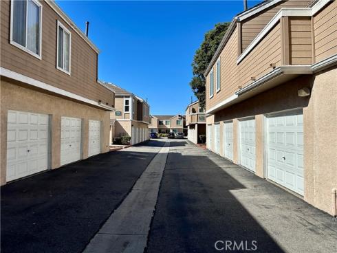 10432 W Briar Oaks  E , Stanton, CA