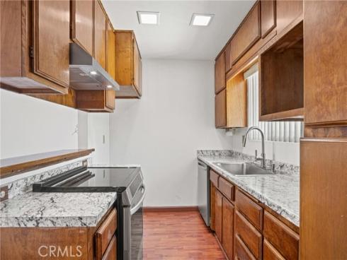 7100  Cerritos  86  Avenue, Stanton, CA