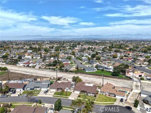 7401  Grandoaks  , Stanton, CA