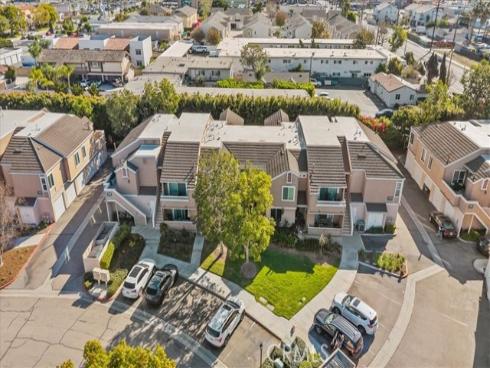 10450 E Briar Oaks  B , Stanton, CA