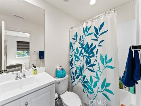 437  Lucent  , Stanton, CA