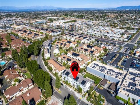 437  Lucent  , Stanton, CA