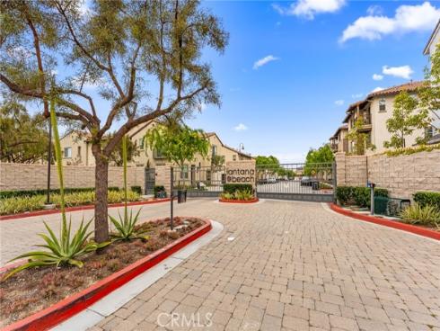 437  Lucent  , Stanton, CA