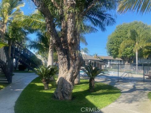 7100  Cerritos  112 , Stanton, CA