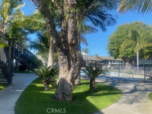 7100  Cerritos  112 , Stanton, CA