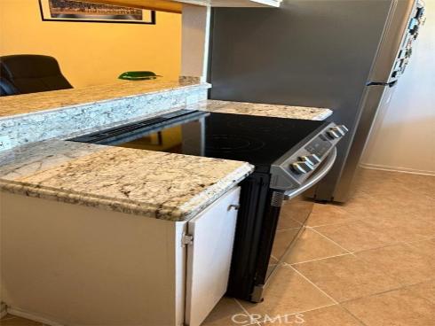 7100  Cerritos  112 , Stanton, CA