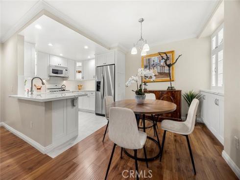 10460 E. Briar Oaks B