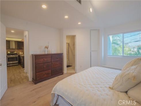 7652  Cerritos Ave  E , Stanton, CA