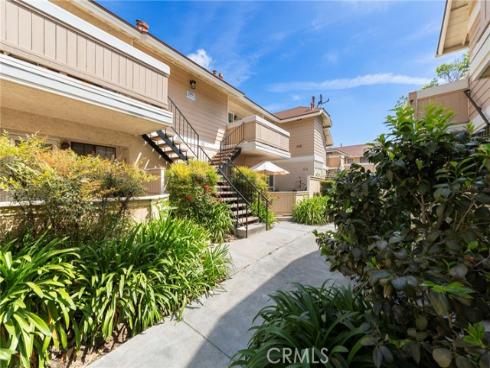 12640  Briarglen Loop  D , Stanton, CA