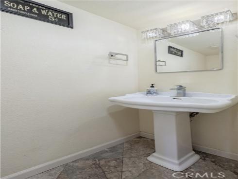 10732 Knott , Stanton, CA