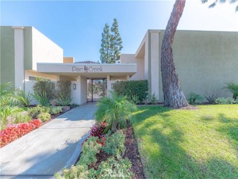 10732 Knott , Stanton, CA