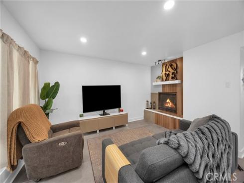10760 Knott , Stanton, CA
