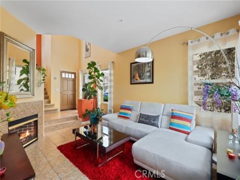 2 Serena Way, Stanton, CA