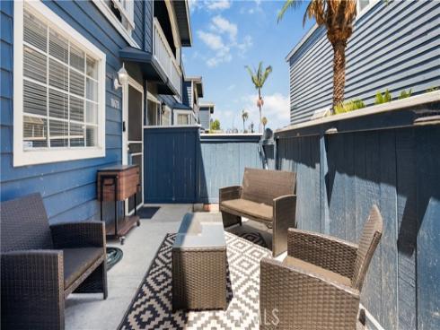 10678 Bell 13 Street, Stanton, CA