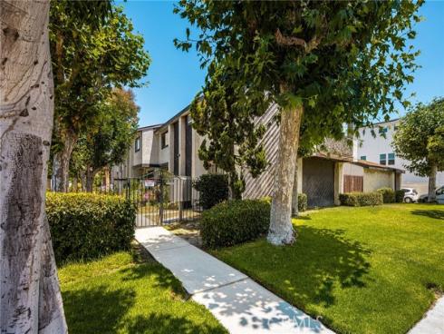 7381 Katella Avenue, Stanton, CA