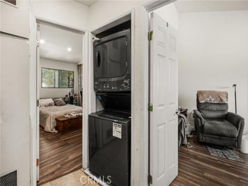 7381 Katella Avenue, Stanton, CA