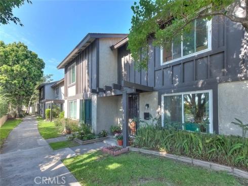 11209 Lambert , Stanton, CA