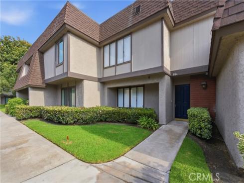 8164 Laguna Court