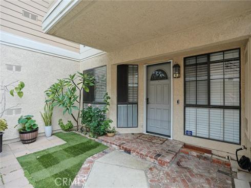 12635 Briarglen Loop K , Stanton, CA